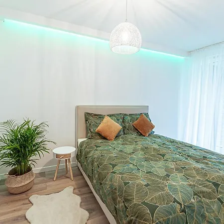 Promienisty Apartament Hotel